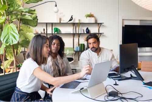 Blog post thumbnail: CMOs, It's Time to Include Employees in your Brand Strategy